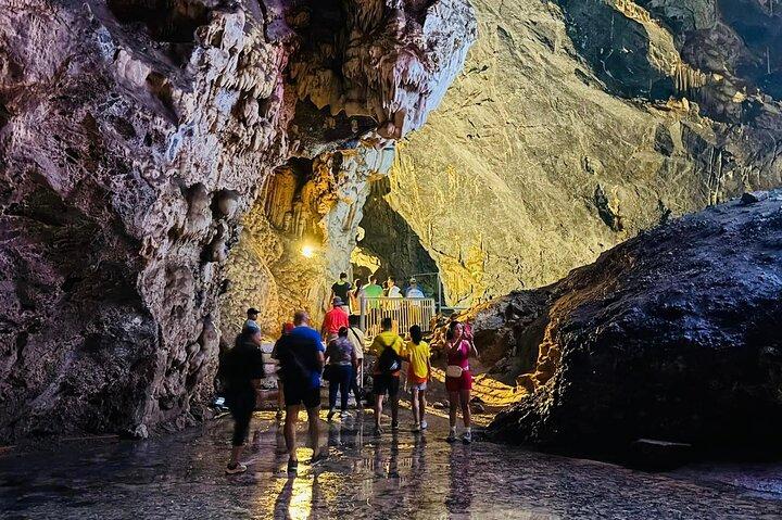 Den bedste tur til "Grutas de García" + Kabelbane + Guide + Transport