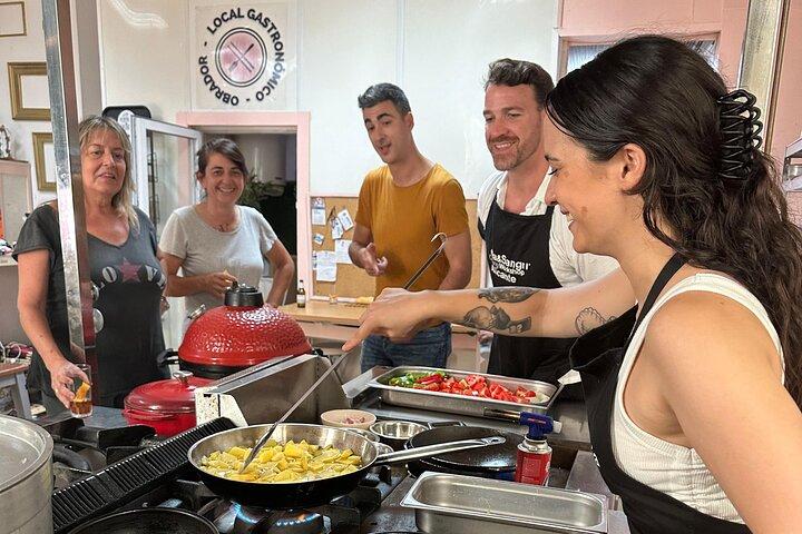 Abend Spanisch Tapas Kochkurs mit Live-Gitarrenmusik