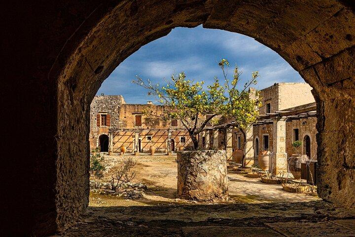 Rethymnon Old Town, Arkadi , Eleutherna, Margarites | Privat