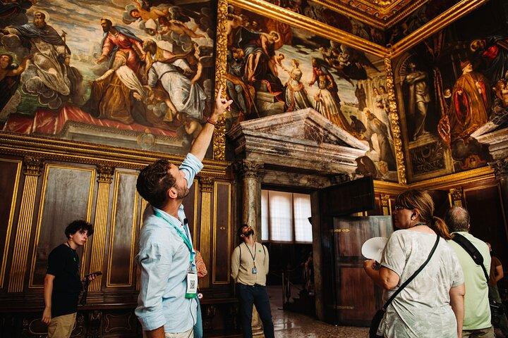 Private Doges Palace Secret Passages Tour and St. Mark's Basilica
