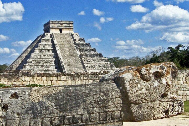 Dagtour door Chichen Itza, Cenote en de stad Valladolid