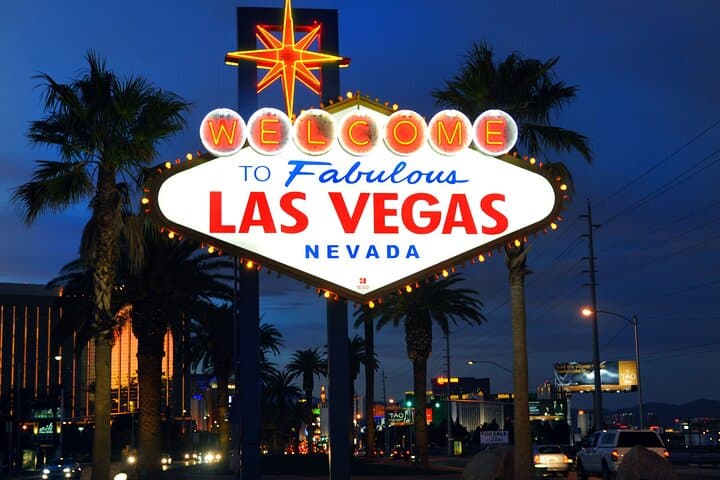 Las Vegas: LAS Airport Private Transfer to/from Strip Hotels