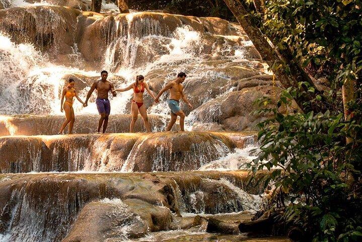 Visite privée de Dunn's River Falls et Blue Hole Ocho Rios Jamaïque