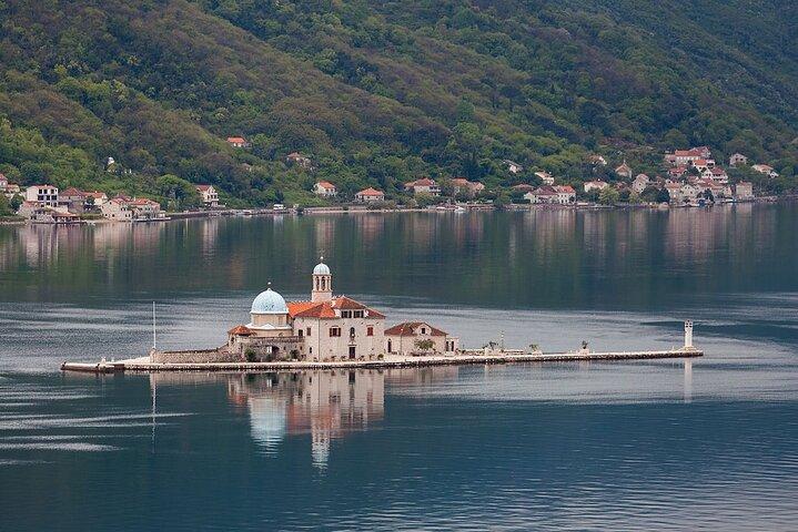 Volledige dag Boka baai, Onze Lieve Vrouw van de Rotsen, Perast, Oude stad Tour