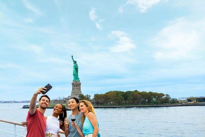 シティクルーズNYC:シグネチャーボトムレスミモザブランチピア15
