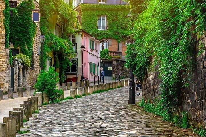 Private Tour: Montmartre and its Famous Impressionist Painters