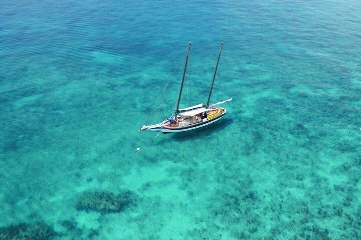 Key West Schooner Backcountry Eco Tour Vela Snorkeling e Kayak