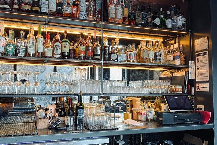 Minneapolis Local Bar Tour with Tastings