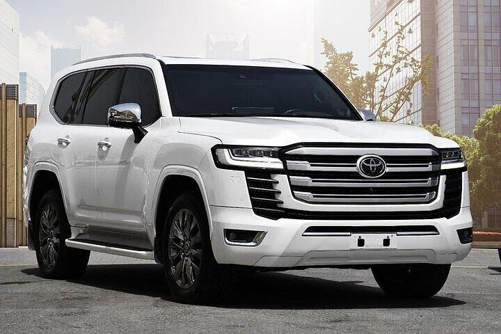 Véhicule privé pour une journée complète avec chauffeur à Dubaï ou Abu-Dhabi