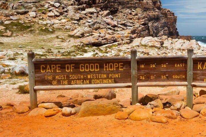Full-Day Penguins & Cape Point with Table Mountain Cable Car