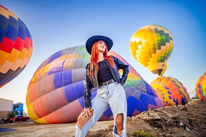 Balloon Flight with Breakfast in a Natural Cave and Transportation from CDMX