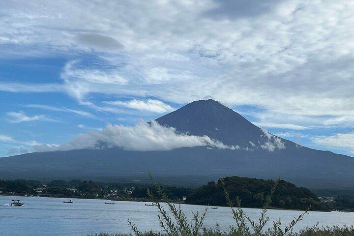 メルセデスベンツで富士山ラグジュアリーツアー|グリーンプレートカー