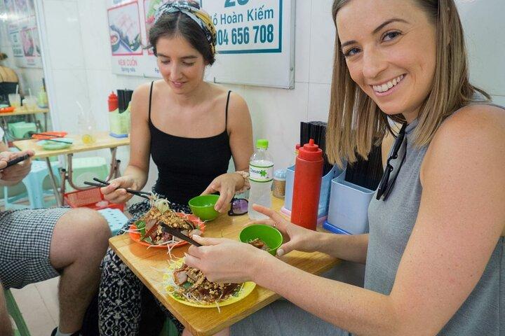 地元のように食べる:ハノイストリートフードアドベンチャー