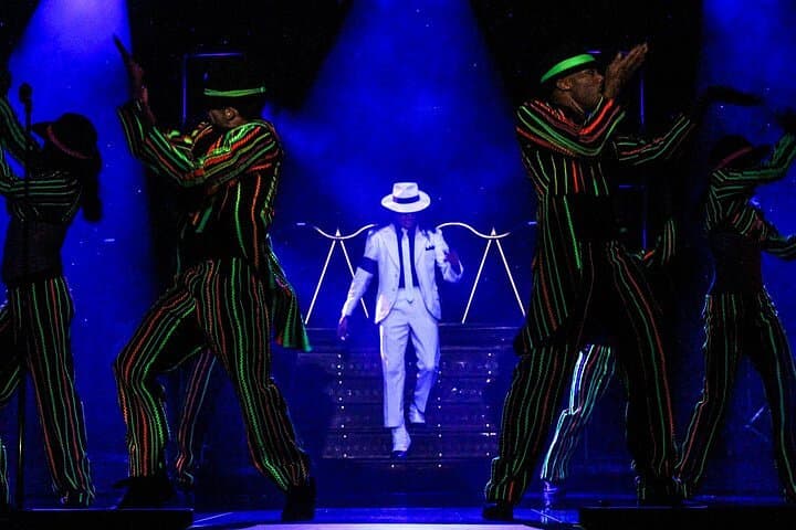 MJ Live at Harrahs Hotel and Casino in Las Vegas