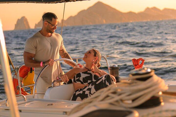 Los Cabos Luxury Sunset Sail com aperitivos leves e bar aberto