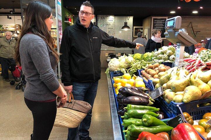 Tour privato del mercato di Barcellona e lezione di cucina di paella con Josh