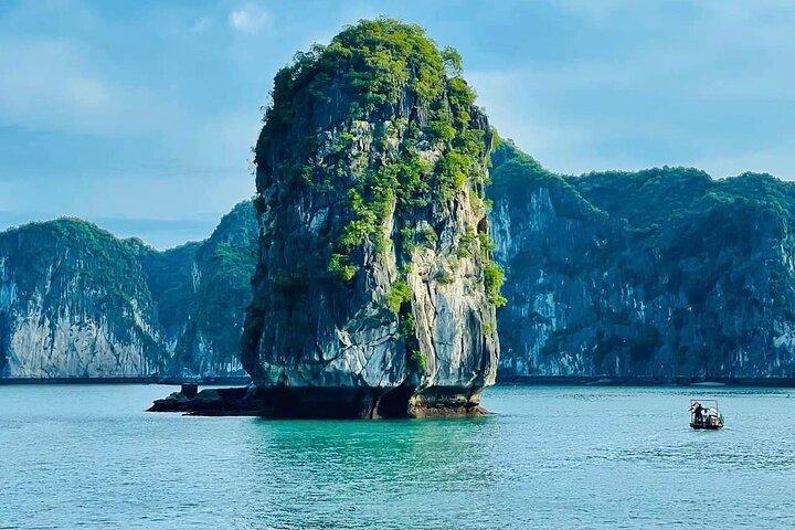 Découvrez Cat Ba Island - Lan Ha Bay: Inoubliable 3D2N Adventure