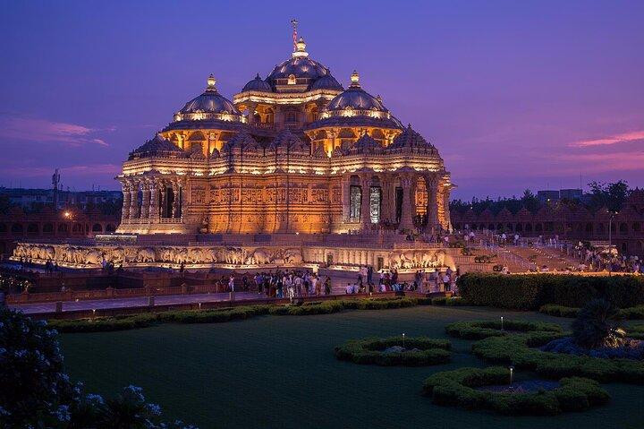 Tour al templo de Akshardham con guía y traslado a Delhi