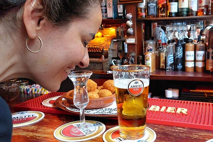 Amsterdam: Private Guided Walking Tour (French or English)