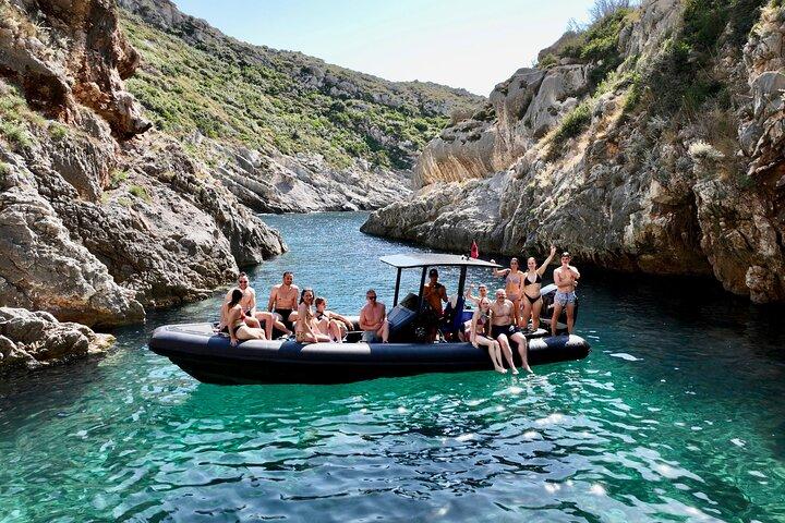 Blue Gem Cave und Grama Bay Speedboat Tour von Vlore