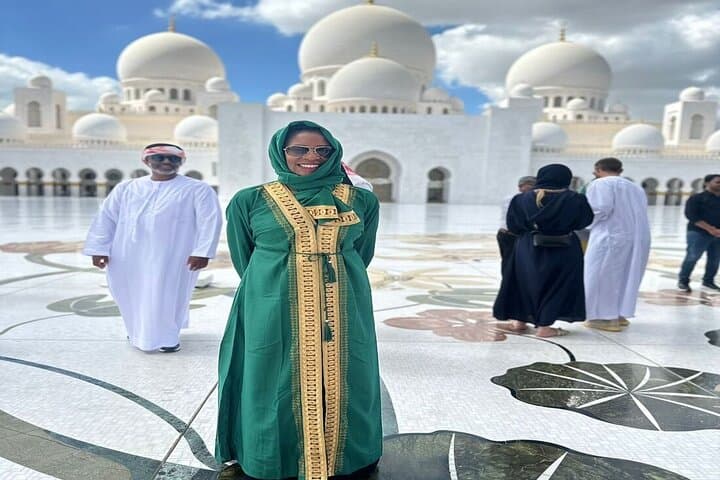 Abu Dhabi City Tour with Sheikh Zayed Mosque & Optional Upgrades