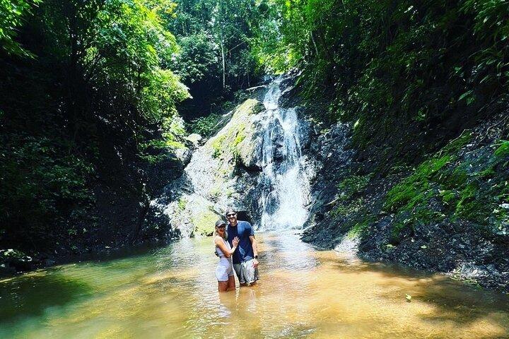 Jaco Party Safari Tractor Tour com Waterfall – Dia e noite