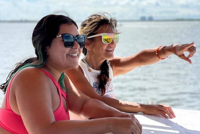 Dolphin Cruise
