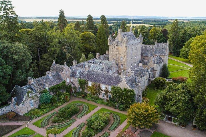 Da Inverness: Castello di Cawdor, Cairngorms e Highland Coos