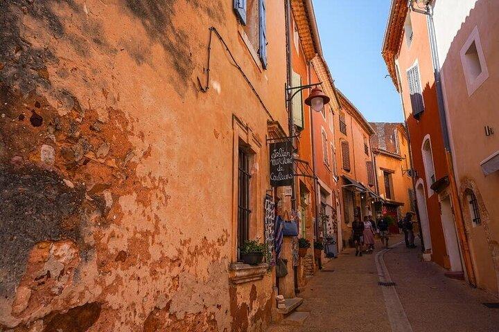 Scopri la Provenza altrimenti e su misura.