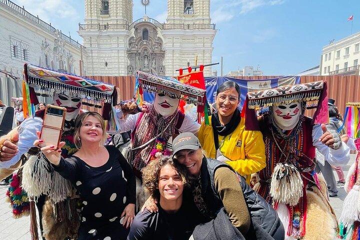 Tour histórico de Lima y Catacumbas con recogida opcional