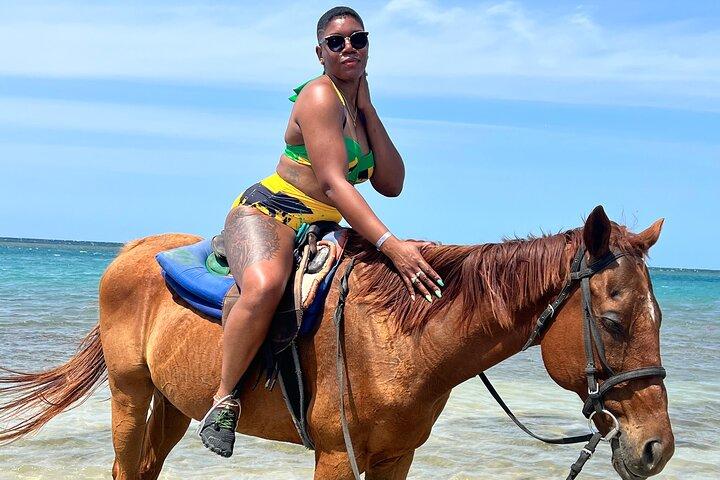 Bamboo River Rafting com massagem e passeio a cavalo no oceano