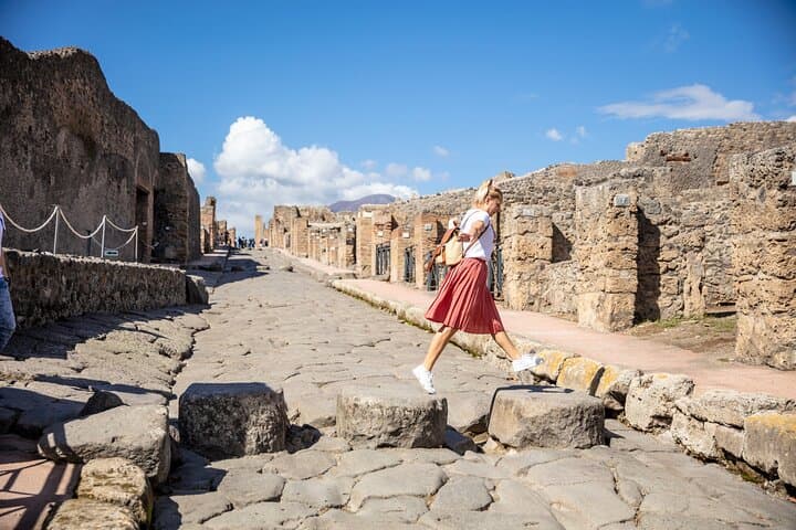 Capri, Blue Grotto, Sorrento & Pompeii Private Tour