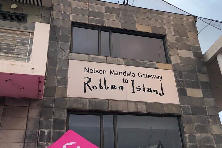 Robben Island and Table Mountain Tour with Pre Booked Tickets