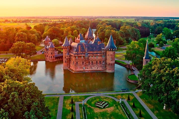 Private Excursion to Utrecht and Haar Castle