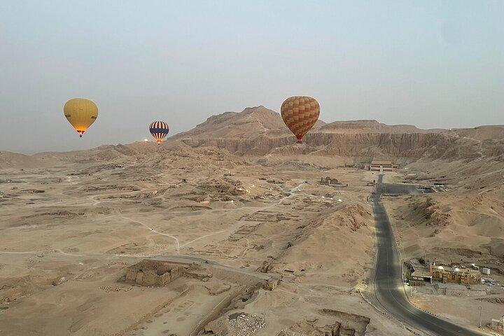Luxor Sunrise Hot Air Balloon Ride with Hotel Pickup