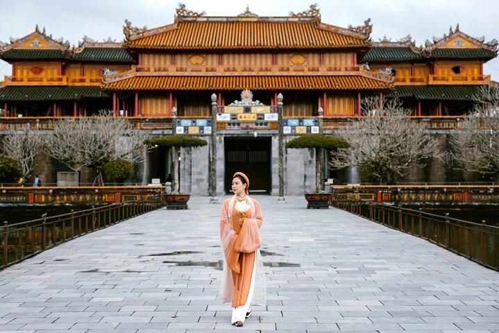 Explore a cidade de Hue a partir de Da Nang/Hoi An 1 Dia - Tour Privado