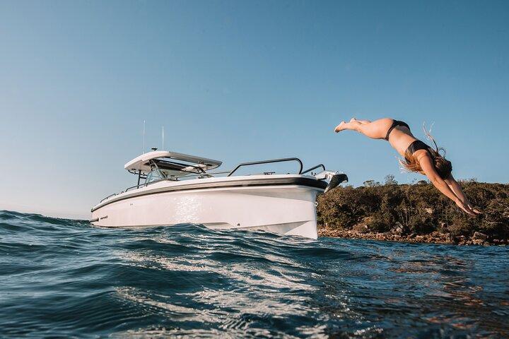 Excursión privada en barco desde Atenas a Egina y Moni Island