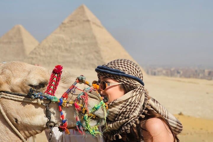 Giza Pyramids, Saqqara, Memphis & Dahshur with private guide