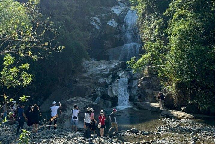 Scenic Wonders 2 Tage Ha Long und Binh Lieu Expedition