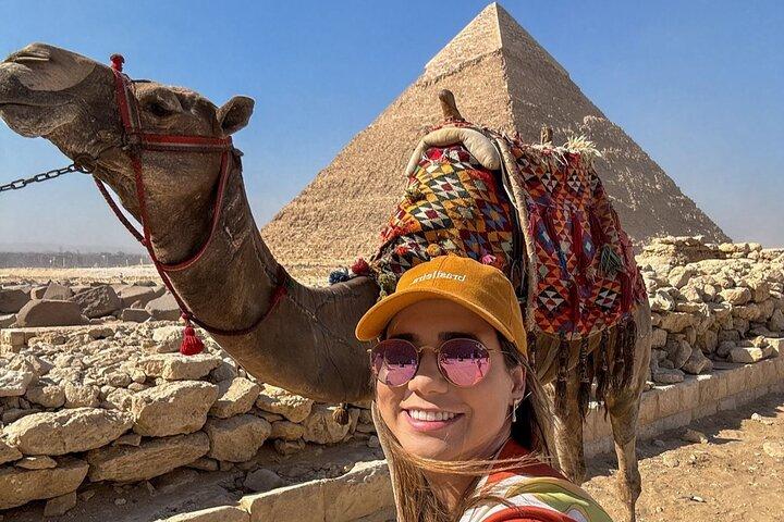Tour Giza Pyramid Camel Ride ATV och Nile Dinner Cruise