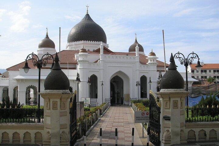 Chinese Clan Secrets and History Guided Walking Tour in Penang