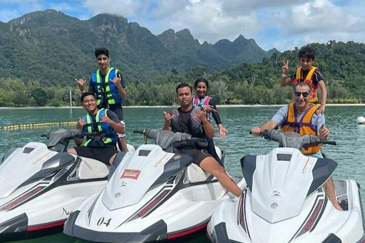 Langkawi Adrenaline Rush: Parasailing och Jet Ski Combo