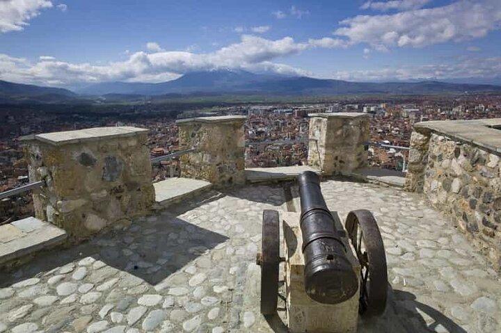 De Tirana/Durres/Golem: Excursion d'une journée à Prizren et Prishtina