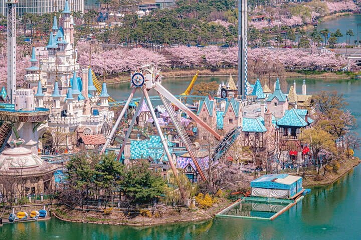 Lotte World Ticket in Seoul