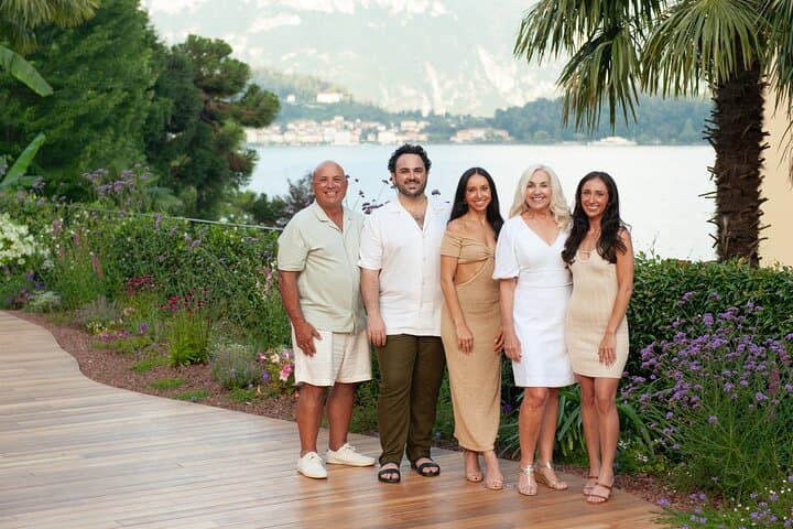 Private Photoshoot Tour with a Local Lake Como Photographer