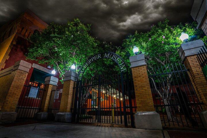 Waco Ghost Tour : Wild Whispers of the Wicked