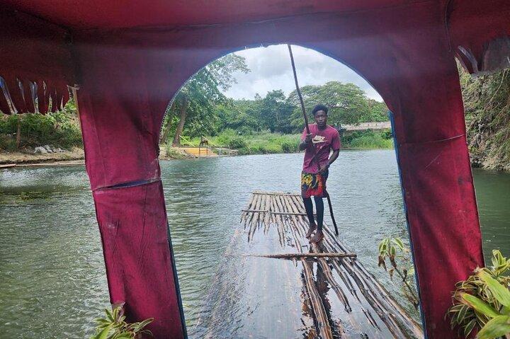 Bambus Rafting Abenteuer in Ocho Rios