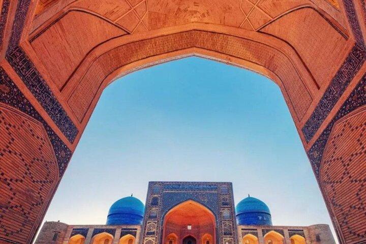 Visita guiada privada de 9 días a Uzbekistán