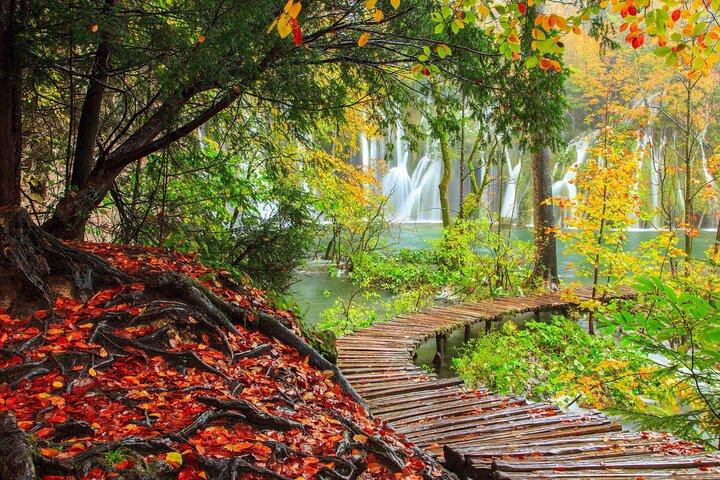 Zadar til Zagreb via Plitvice Lakes Tour