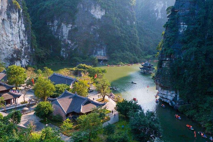 De Hanoi: Excursion de luxe d'une journée à Trang An, Hoa Lu et Mua Cave
